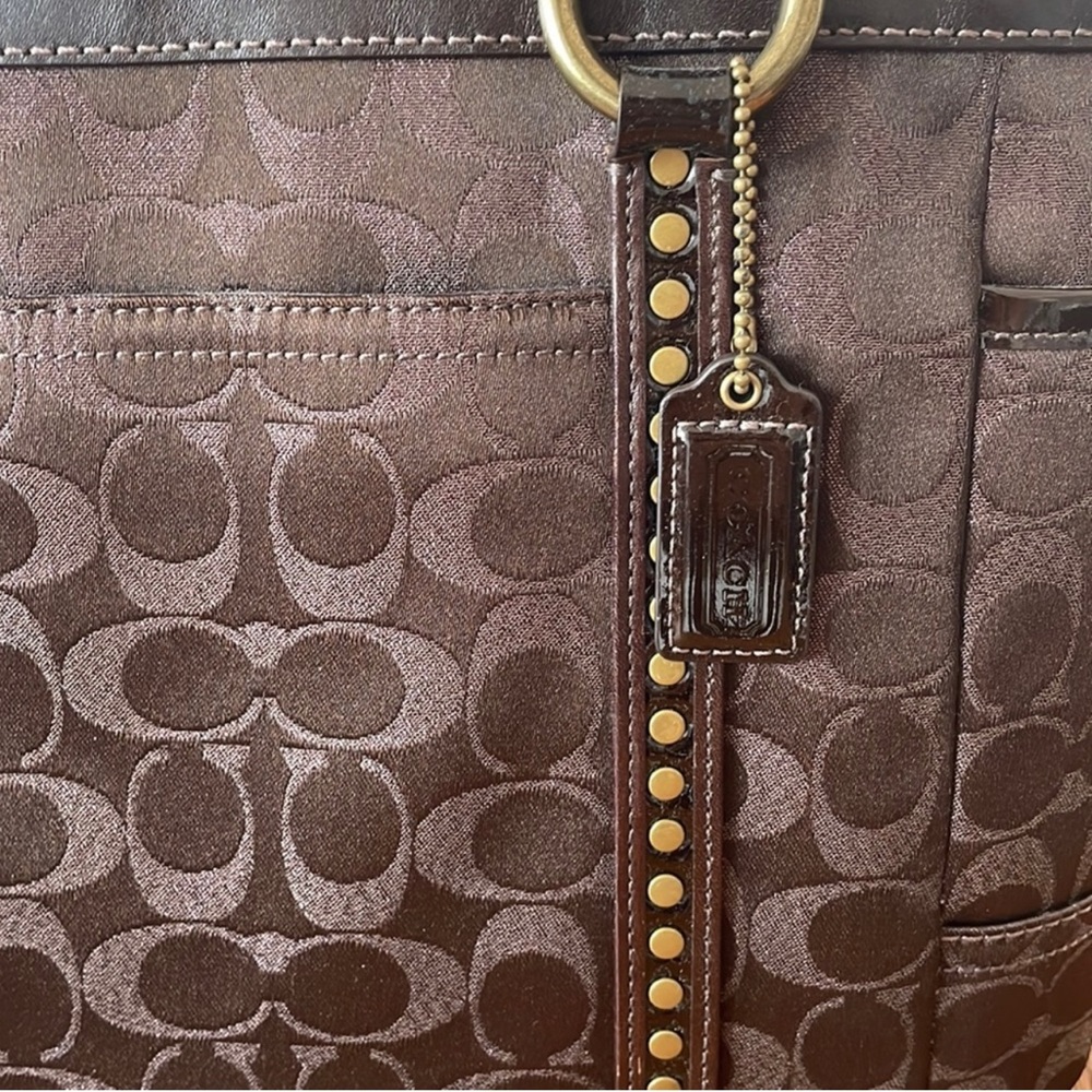 Coach Metallic Lurex Studded Jacquard Sig C Leather Tote w/ Matching Wristlet - Picture 8 of 9